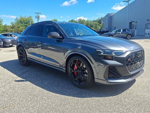 New 2026 Audi RS Q8 performance AWD/4WD image 2