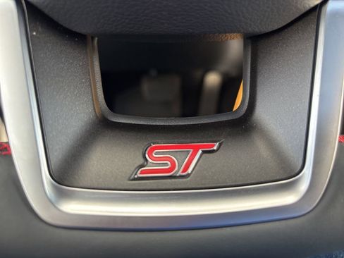 New 2026 Ford Explorer ST w/ Sun And Sound Package image 28