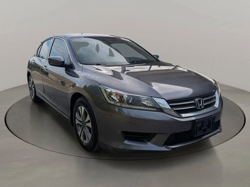 Used 2015 Honda Accord LX image 1