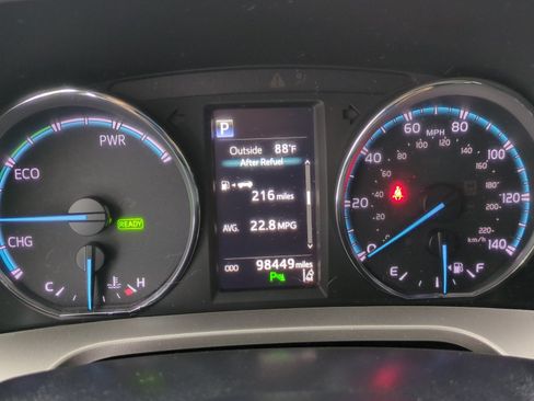 Used 2018 Toyota RAV4 XLE w/ Convenience Package AWD/4WD image 12