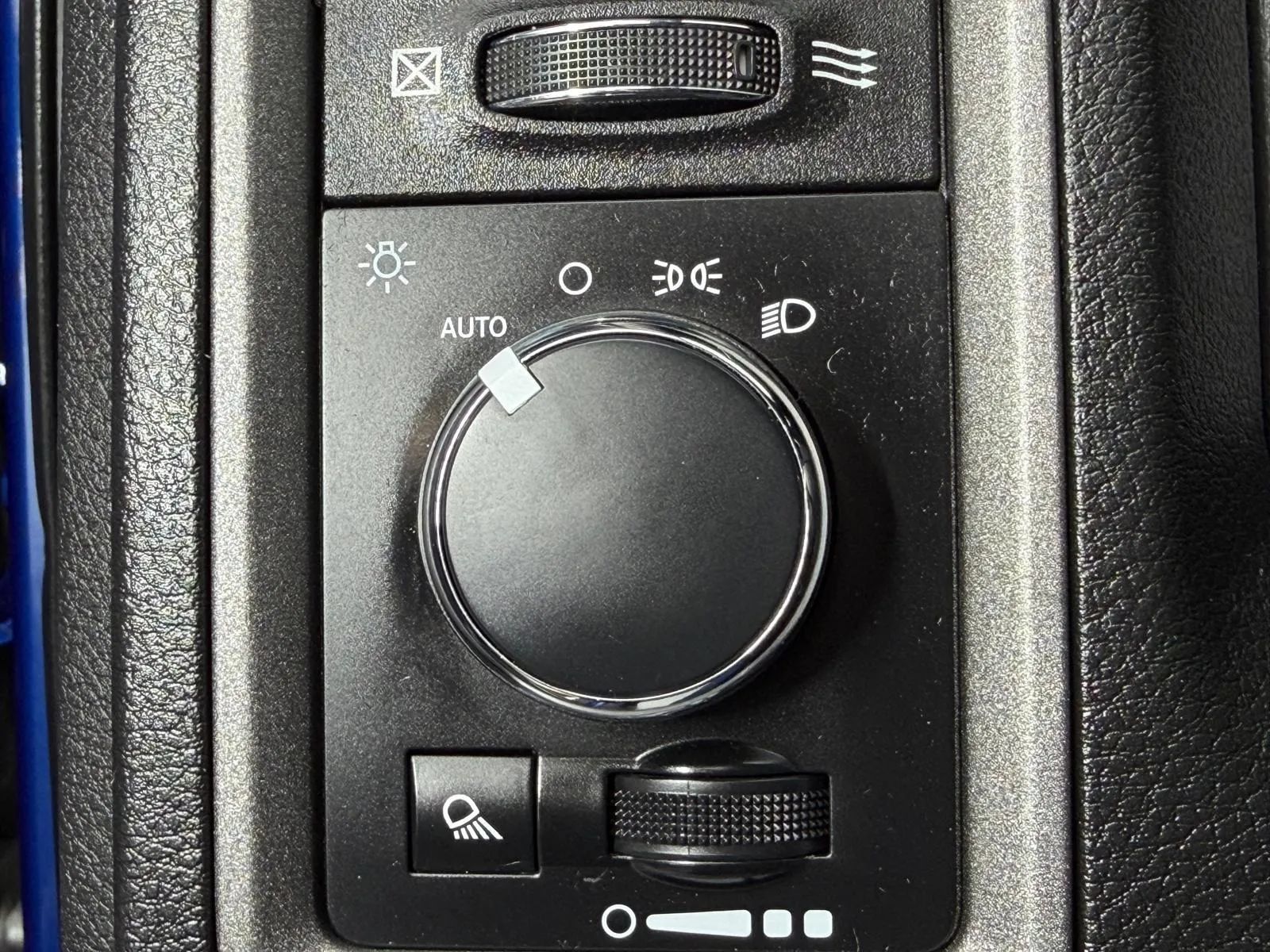 Used 2018 RAM 2500 Tradesman w/ Chrome Appearance Group RWD image 27
