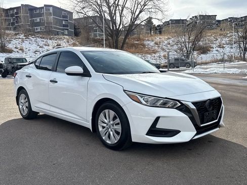 Used 2024 Nissan Sentra S image 1