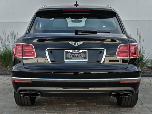 Used 2020 Bentley Bentayga AWD/4WD image 12
