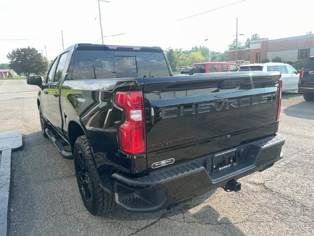 Used 2022 Chevrolet Silverado 1500 RST w/ Redline Edition AWD/4WD image 7