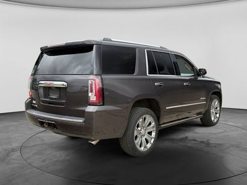 Used 2016 GMC Yukon Denali w/ Open Road Package AWD/4WD image 9