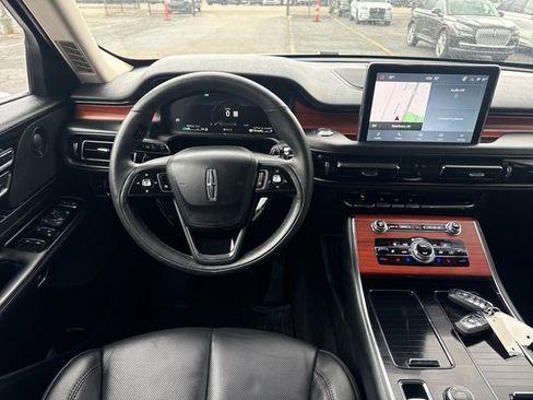 Used 2024 Lincoln Aviator Reserve w/ Jet Package AWD/4WD image 17