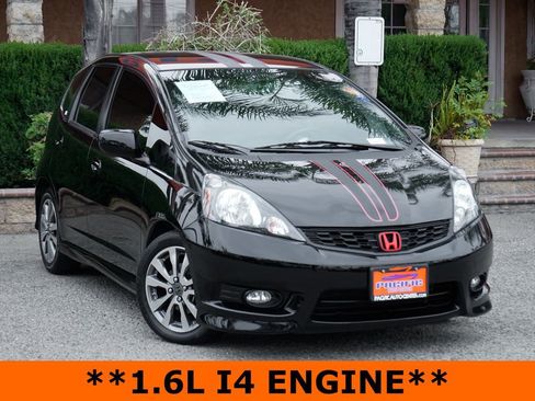 Used 2013 Honda Fit Sport image 2