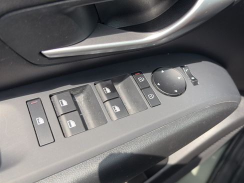 Certified 2026 Hyundai Santa Cruz SEL FWD image 19