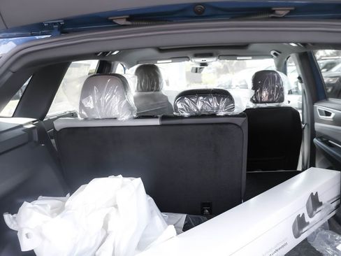 New 2026 Volkswagen Atlas Cross Sport SEL R-Line image 34