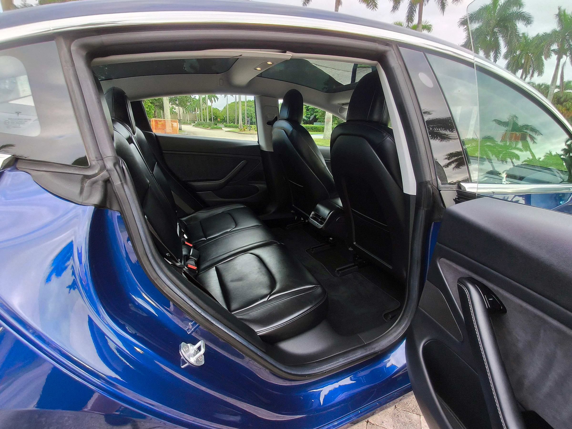 Used 2018 Tesla Model 3 Long Range RWD image 33