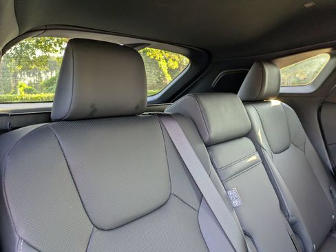 Used 2024 Lexus RX 350 F Sport w/ Convenience Package AWD/4WD image 37