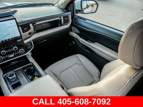 Used 2024 Ford Expedition Max Limited RWD image 34