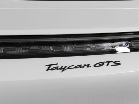 Certified 2024 Porsche Taycan GTS AWD/4WD image 22