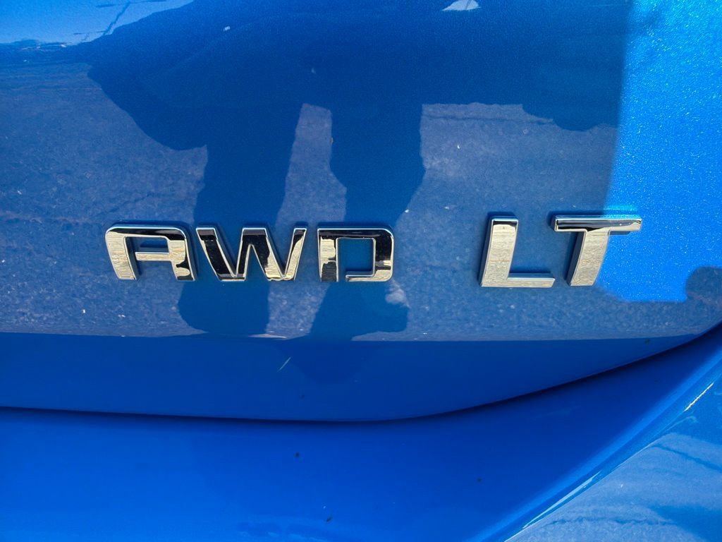Used 2024 Chevrolet Equinox LT AWD/4WD image 8