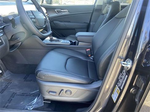 New 2026 Kia Sportage EX image 11