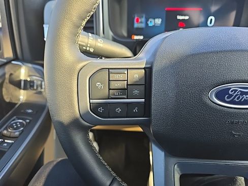 Used 2025 Ford F350 Lariat w/ Lariat Ultimate Package image 16