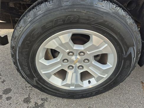 Used 2017 Chevrolet Silverado 1500 LT w/ All Star Edition image 17