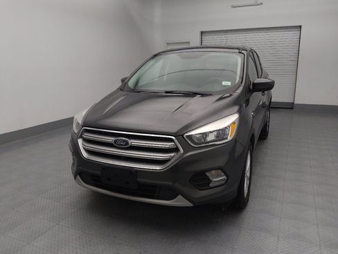 Used 2017 Ford Escape SE image 15
