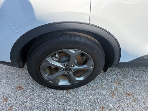 Used 2025 Ford Escape ST-Line FWD image 20