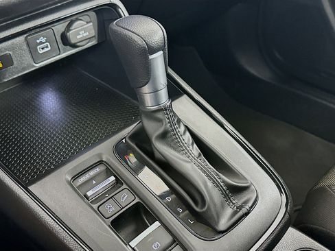 Used 2025 Honda CR-V LX image 24