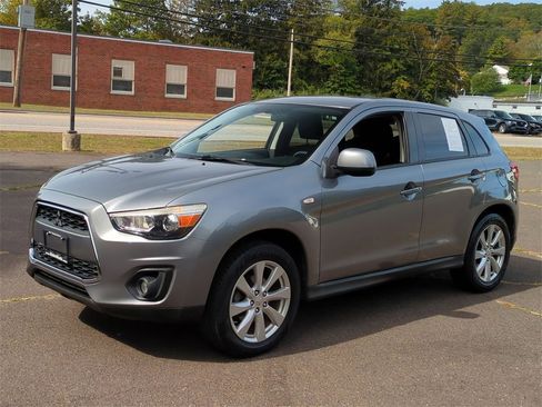 Used 2015 Mitsubishi Outlander Sport ES image 8