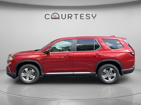 Used 2023 Honda Pilot EX-L image 2