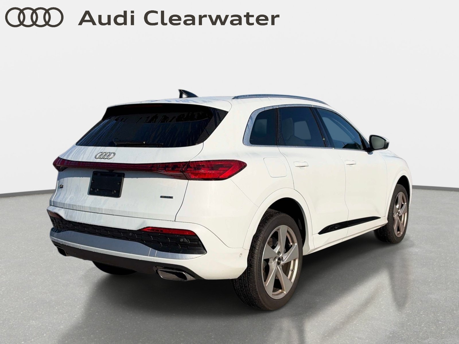 Used 2025 Audi Q5 Premium Plus AWD/4WD image 3