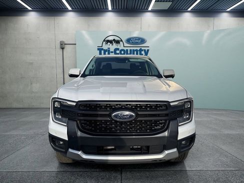 Used 2024 Ford Ranger Lariat w/ Trailer Tow Package image 2