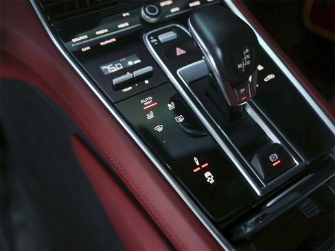 Certified 2023 Porsche Panamera 4S image 25