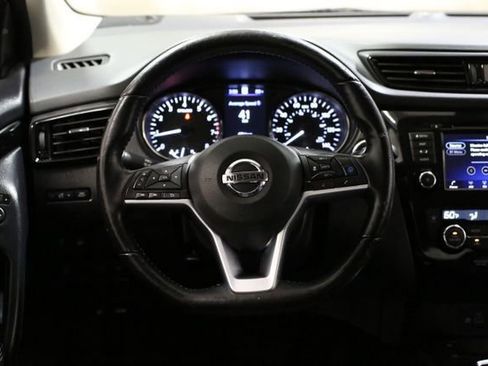 Certified 2022 Nissan Rogue Sport SL image 18