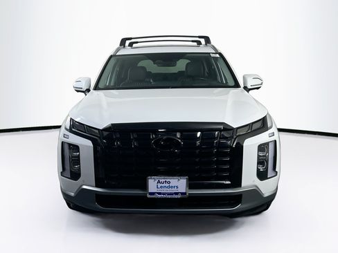 Used 2023 Hyundai Palisade Limited AWD/4WD image 2