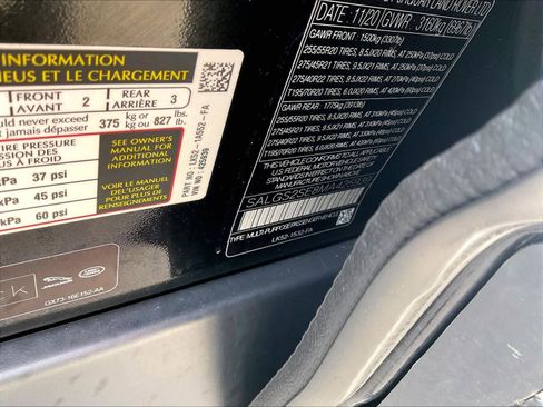 Used 2021 Land Rover Range Rover P525 Westminster Edition image 35