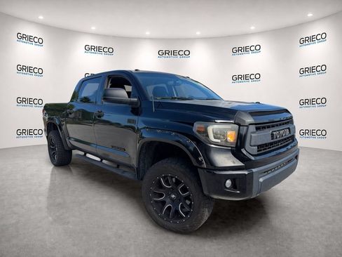 Used 2016 Toyota Tundra SR5 w/ SR5 Upgrade Package AWD/4WD image 1