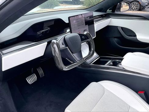 Used 2022 Tesla Model S AWD/4WD image 17