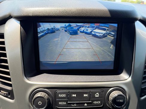 Used 2020 Chevrolet Suburban LT AWD/4WD image 22