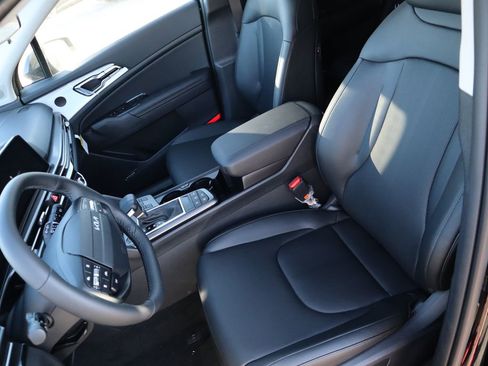 New 2026 Kia Sportage SX image 22