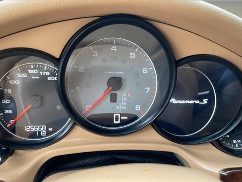 Used 2012 Porsche Panamera S RWD image 13