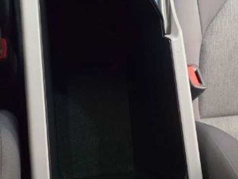 Used 2018 Toyota Camry LE FWD image 29
