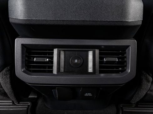 Used 2024 Ford F350 Lariat w/ FX4 Off-Road Package image 34