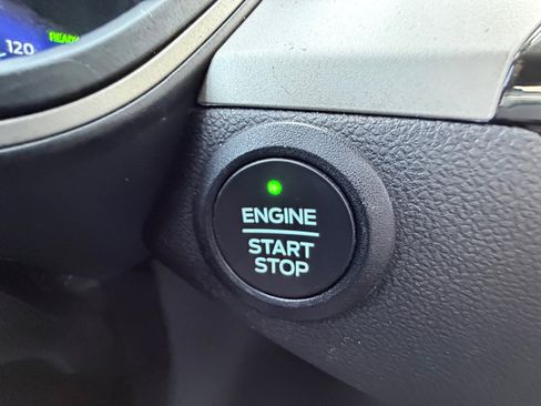 Used 2022 Ford Escape SEL w/ Technology Package image 30