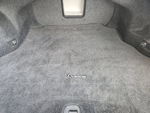 Used 2014 Lexus ES 350 w/ Luxury Package FWD image 35