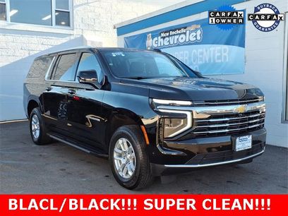 Used 2025 Chevrolet Suburban LT