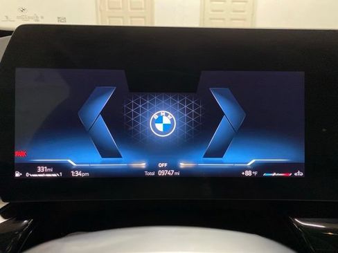 Used 2026 BMW X2 xDrive28i AWD/4WD image 11