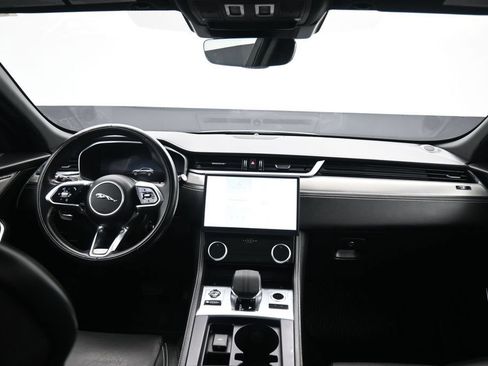 Used 2024 Jaguar F-PACE R-Dynamic S AWD/4WD image 37
