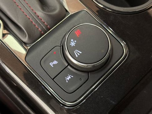 Used 2023 Chevrolet Blazer RS w/ Enhanced Convenience Package image 33