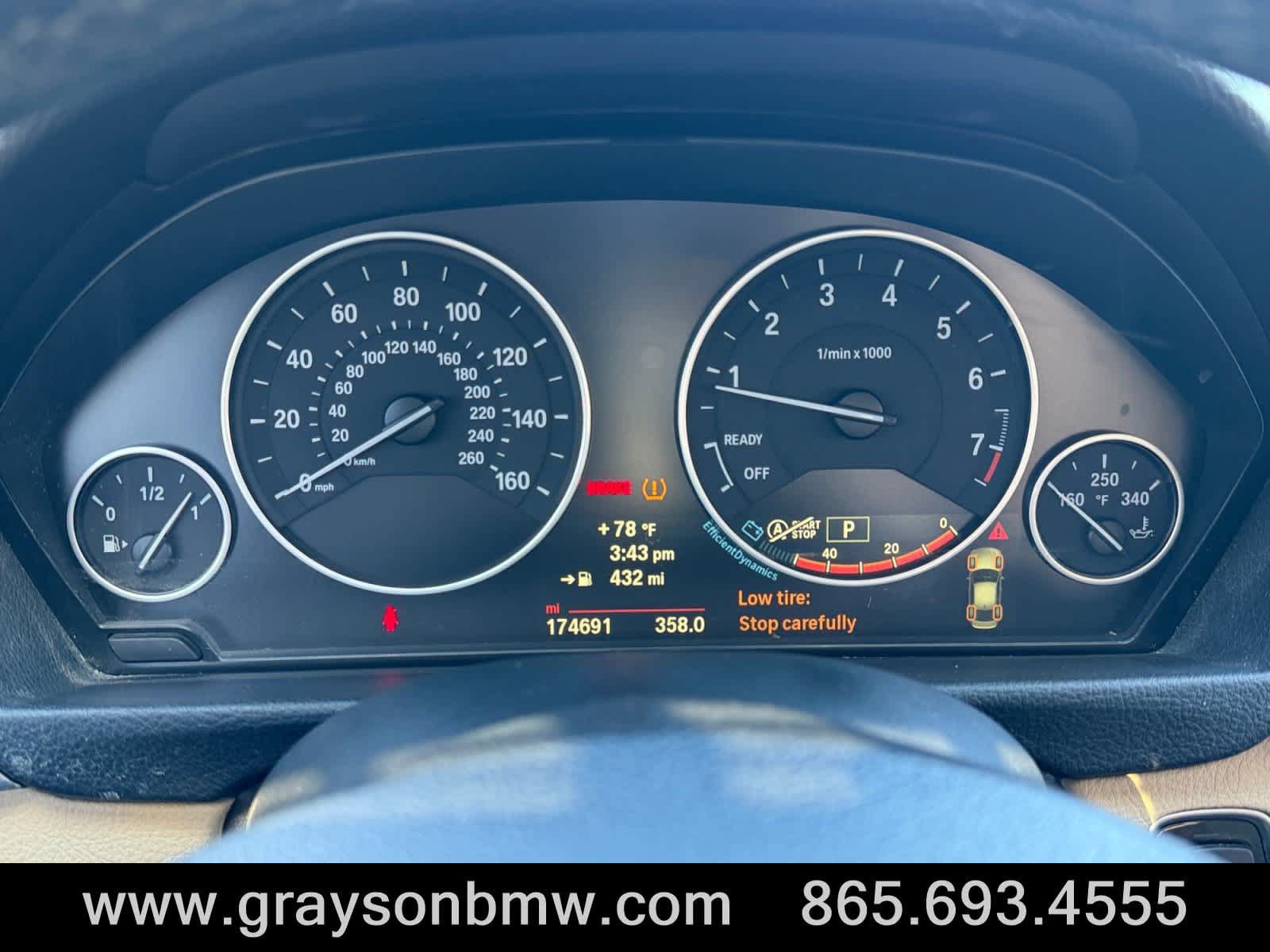 Used 2014 BMW 320i xDrive Sedan AWD/4WD image 24