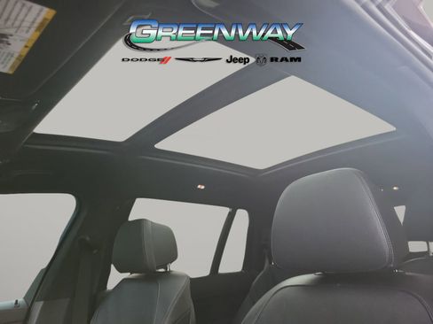 Used 2022 BMW X7 M50i image 20