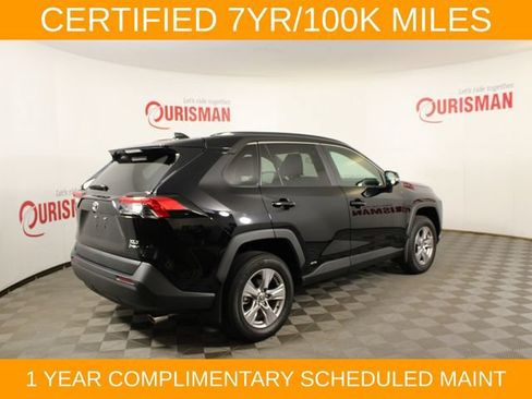 Used 2025 Toyota RAV4 XLE AWD/4WD image 7