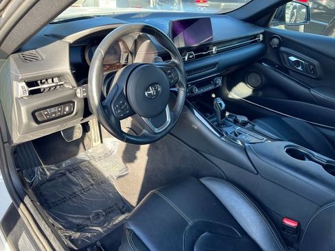 Used 2023 Toyota Supra Premium image 6