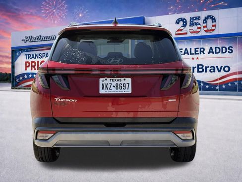 Used 2025 Hyundai Tucson Limited AWD/4WD image 6